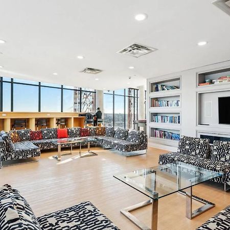Central Luxury Apartment With Best City Views! Ванкувер Экстерьер фото